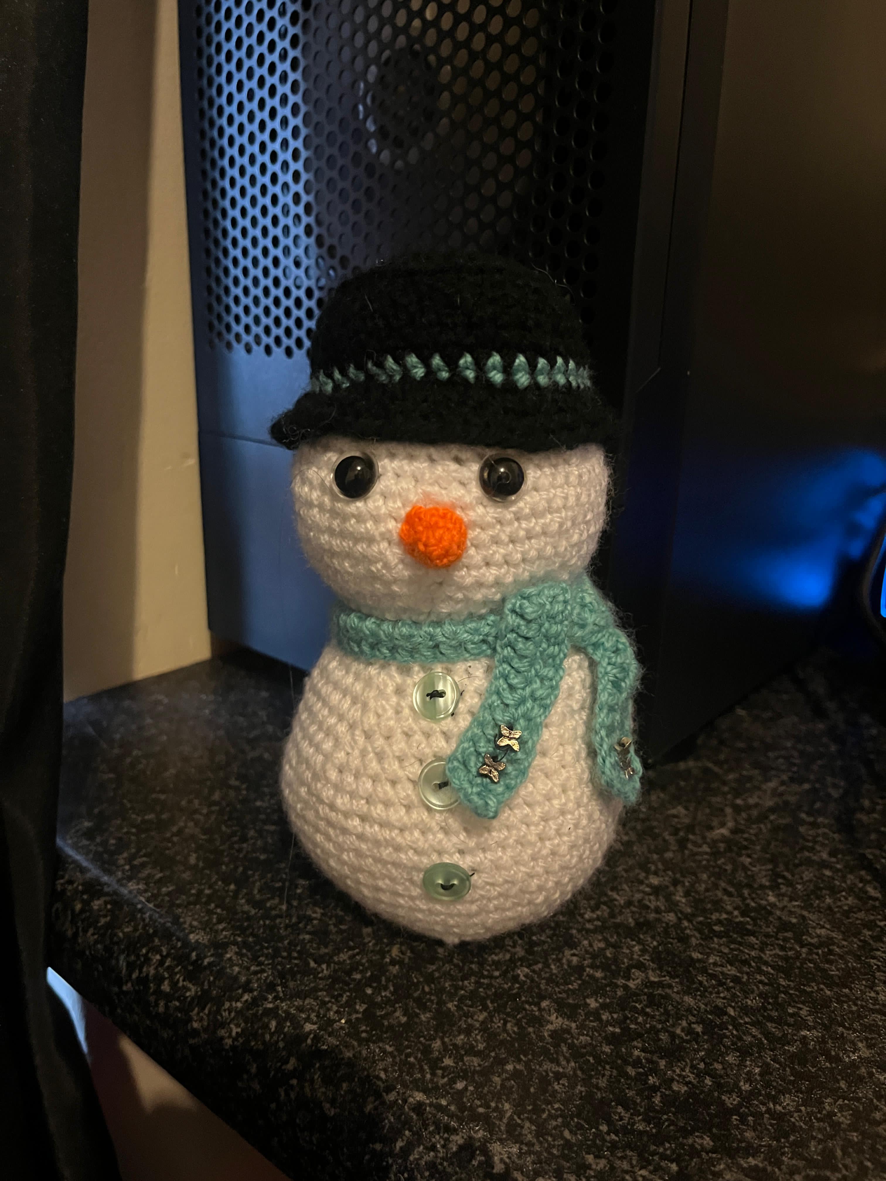 ❄️ Free Pattern Friday: Crocheted Snowman ❄️